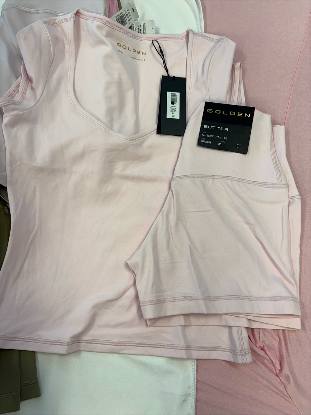 NWT aritzia butter set